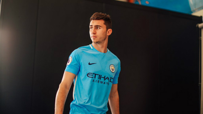 Man City nổ “bom tấn” Laporte: Triệu fan hãnh diện, tự nhận số 1 nước Anh - 8