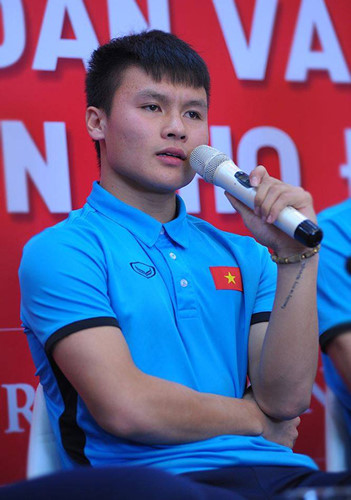Bất ngờ với dòng chữ xăm trên tay trái Quang Hải đội U23 Việt Nam - 1