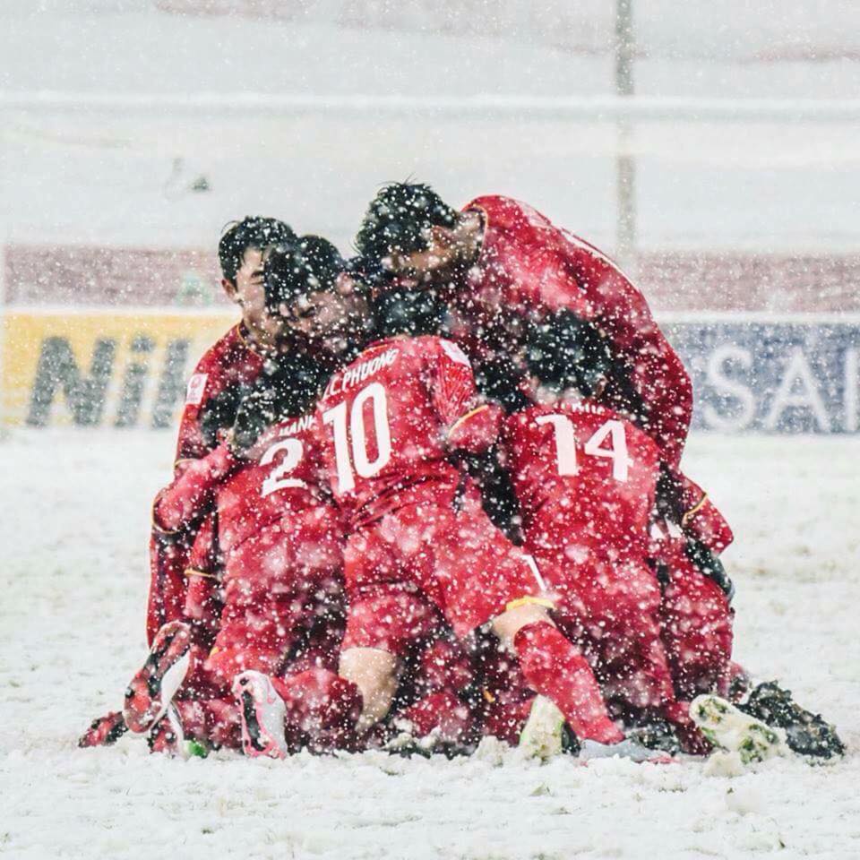 Sau tất cả, Công Phượng xúc động: &#34;Chiến thắng là của toàn đội U23&#34; - 3