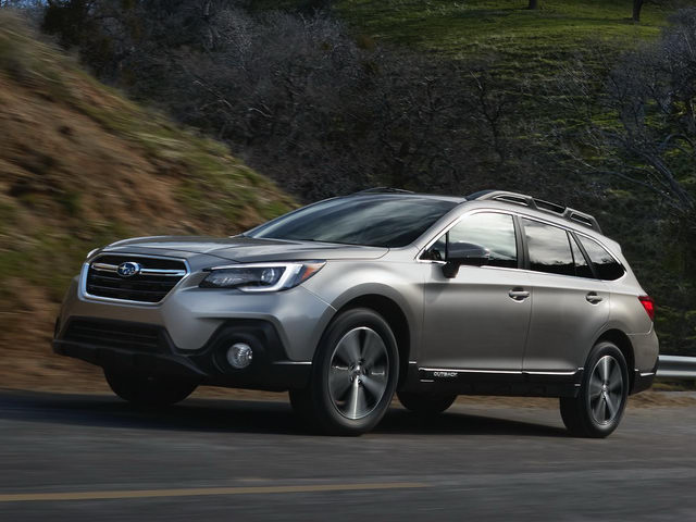 Subaru Outback 2018 có giá 1,4 tỷ đồng - 1