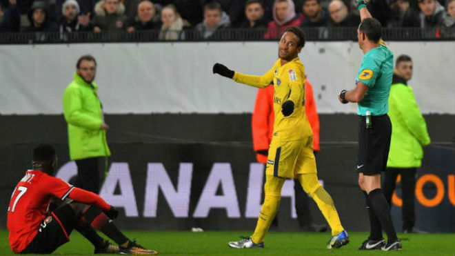 Neymar &#34;nổi loạn&#34; vì Real-MU: Hành hạ PSG, khiêu chiến cả Ligue-1 - 2