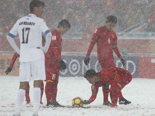 Thầy trò HLV Park Hang-seo được ‘Vinh danh Fair Play’ - 3