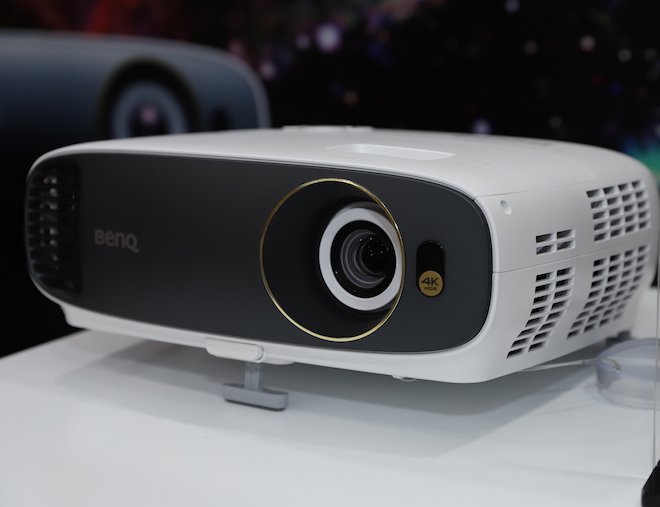 BenQ công bố máy chiếu 4K thực đầu tiên trên thế giới - 1