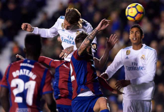 Levante - Real Madrid: Rượt đuổi 4 bàn, sai lầm phút 89 - 1