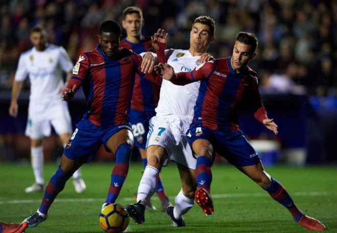 Tiêu điểm V22 La Liga: Barca, Real dính hạn, sao Atletico gãy 3 răng cửa - 2