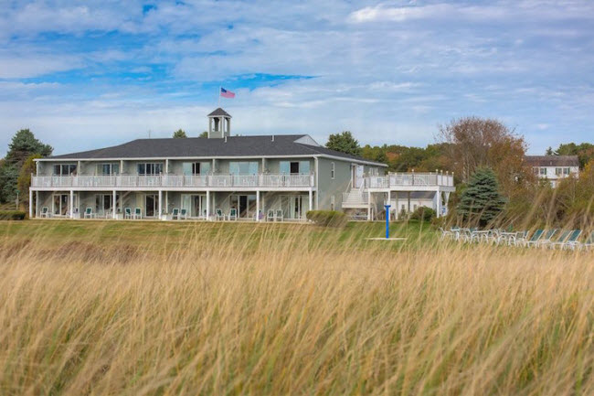 Seaside Inn &amp; Cottages, Kennebunk, Maine, Mỹ &#40;Năm 1756&#41;: Khách sạn được điều hành bởi một gia đình trong suốt 9 thế hệ.