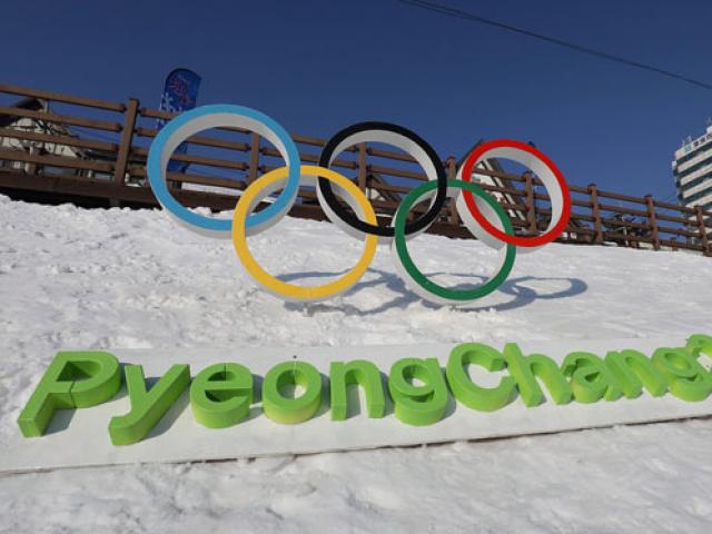 Khai mạc Olympic mùa đông 2018: Tâm điểm Hàn Quốc - Triều Tiên chung 1 lá cờ