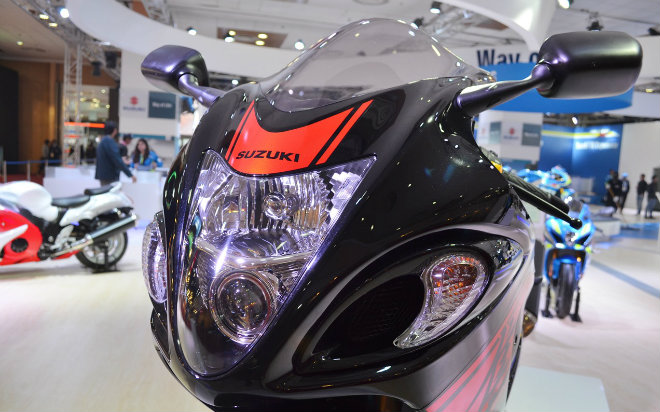 Cận cảnh “thần gió” 2018 Suzuki Hayabusa trong thực tế - 2