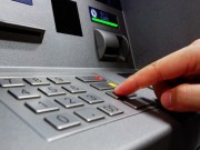 Công nghệ thông tin - 5 điều phải nằm lòng khi rút tiền bằng thẻ ATM để vui Xuân