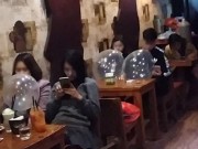 Pháp luật - Nhiều quán Karaoke ở Hà Nội hút khách bằng Shisha, bóng cười