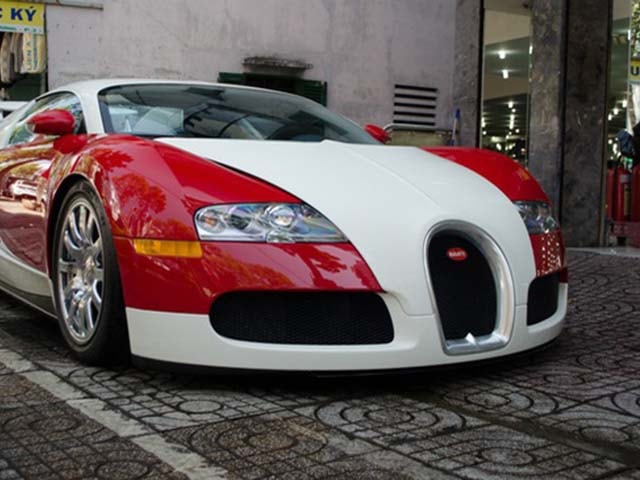 Bugatti Veyron độc nhất Việt Nam bất ngờ lộ diện tại Sài Thành