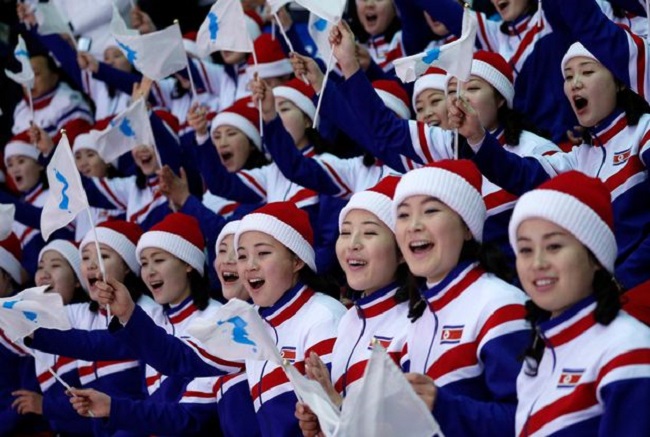 Đội cổ vũ “quyến rũ” người hâm mộ thể thao tại Thế vận hội bằng những bộ đồng phục bắt mắt, các điệu nhảy đồng điệu và ca khúc sôi động.