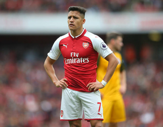 Alexis Sanchez khốn khổ: Thoát kiếp &#34;gánh&#34; Arsenal, lại lo &#34;gánh&#34; MU - 2