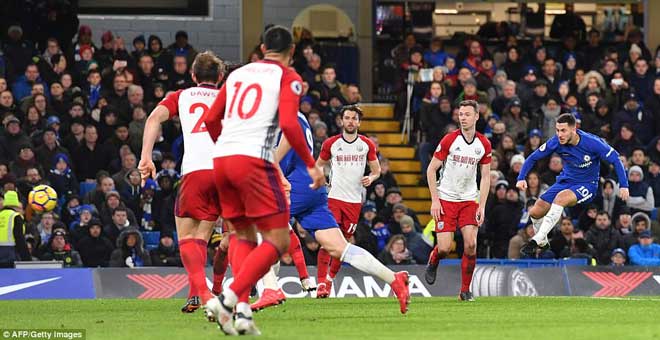 Chelsea đại thắng: Hazard &#34;bung lụa&#34;, hăm dọa Barca - 2