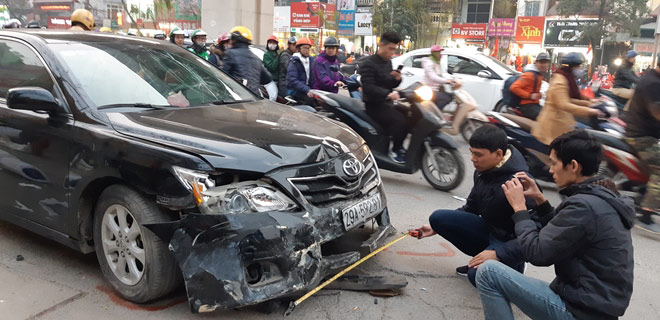 &#34;Xe điên&#34; gây tai nạn kinh hoàng trên đường Trần Phú chiều 28 Tết - 10