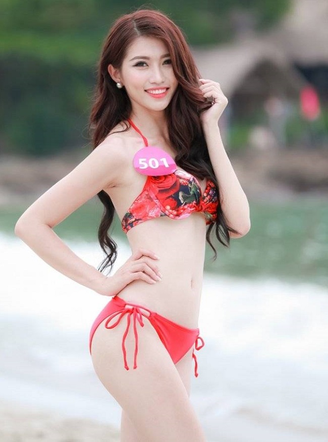 Quỳnh Châu bắt đầu được nhiều người biết đến khi làm người mẫu cho chương trình Project Runway 2014 và thi Next Top model 2014. 