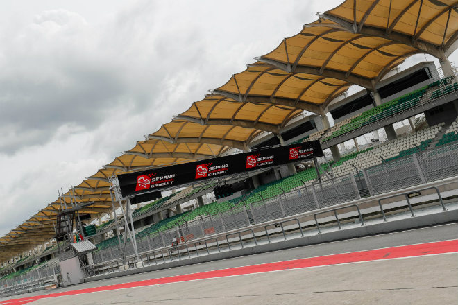 MotoGP, đợt test Malaysia: Các “ông lớn” chia sẻ ngôi đầu, Lorenzo tạo cột mốc mới - 1
