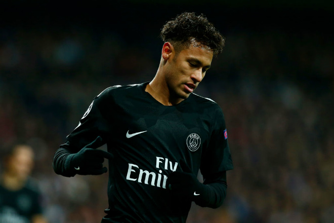 PSG bị Ronaldo “làm gỏi”: Triệu fan đại hạ giá Neymar xuống 2,22 triệu euro - 1