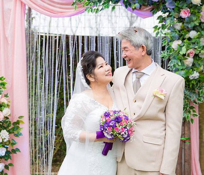 Cái Tết sau lần đầu mặc váy cưới ở tuổi 68 của NSND Thanh Hoa - 1