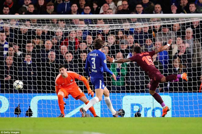 Messi khuất phục Chelsea: Siêu nhân phá &#34;lời nguyền&#34; - 3