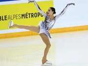 Thể thao - Nữ thần 15 tuổi Olympic mùa đông: &quot;Đè&quot; mỹ nhân, cứu cả &quot;đoàn Nga&quot;