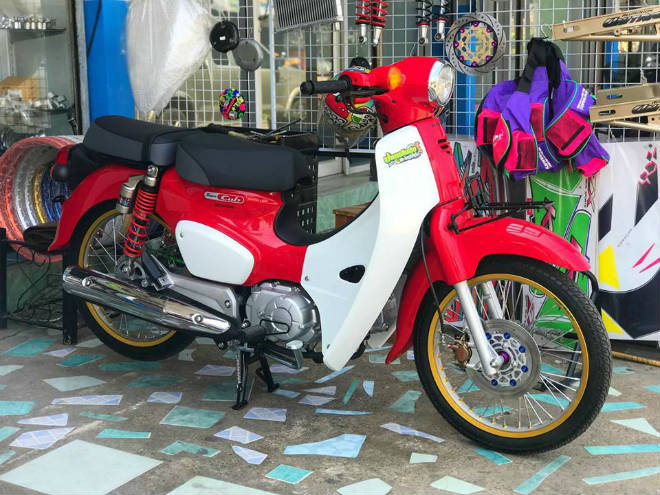 Ngắm 2018 Honda Super Cub bản độ nhẹ nhàng - 1