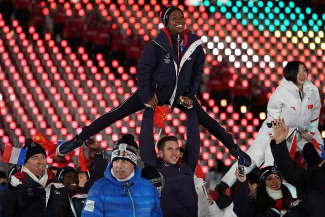 Bế mạc Olympic mùa đông 2018: Siêu phẩm sắc màu, bữa tiệc hoành tráng - 3