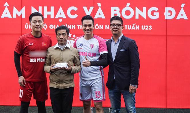 Trọng Đại cùng sao Việt đá bóng quyên góp 134 triệu cho thủ môn U23 có mẹ ung thư - 9