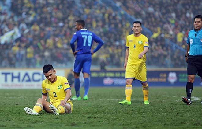 SAO U23 Việt Nam trở về thực tại V-League: Vinh quang ngắn ngủi - 1