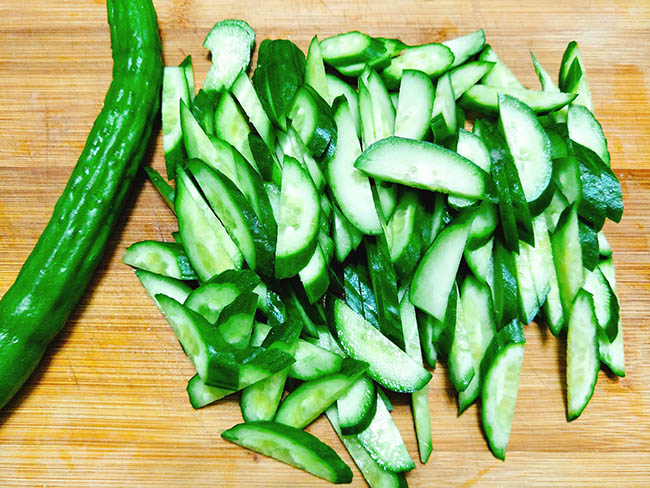 Thiếu rau cho bữa tối, làm ngay nộm dưa chuột chua ngọt ngon tuyệt - 4