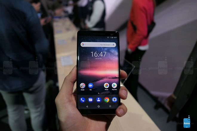 Trên tay Nokia 8 Sirocco cấu hình “trâu” - 3