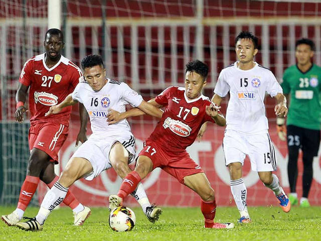 Cầu thủ U-23 chơi V-League: Con dao 2 lưỡi! - 1