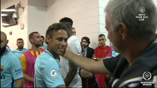 MU quyết gây sốc mua Neymar: Hi vọng từ... Barca, Real sững sờ - 1