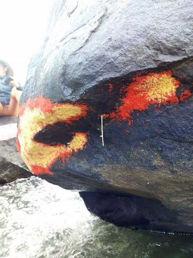 Sự thật về “Tảng đá nở hoa” gây xôn xao dư luận tại Quảng Nam - 1