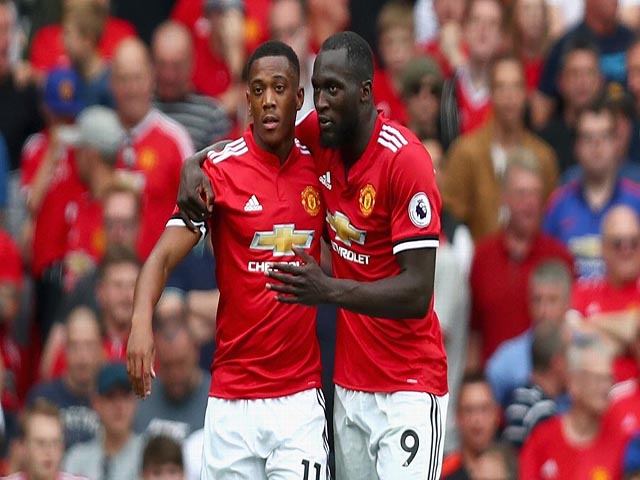 MU tự hào: ”Song sát” Martial - Lukaku sánh ngang Ronaldo - Rooney vĩ đại