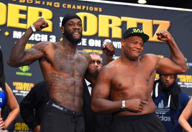 Vô địch boxing hạng nặng, Wilder - Ortiz: “Godzilla” hạ knock-out “King Kong” - 1