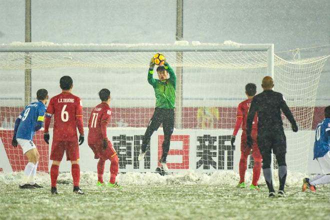 Sôi sục V-League 2018: Ngôi sao U23, vinh quang hay áp lực? - 4