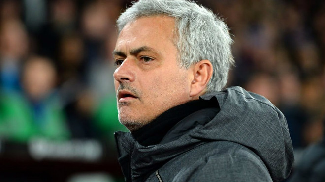 MU thắng ngược liên tiếp: Giá như Mourinho dùng “máy sấy tóc” sớm hơn - 2