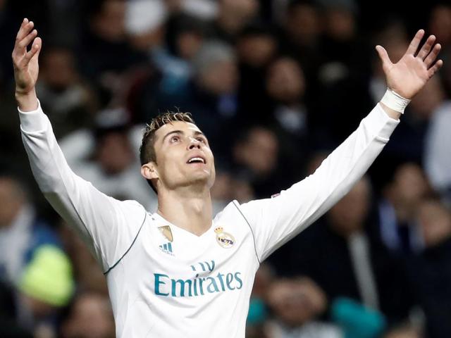 Ronaldo tiêu diệt PSG: Siêu sao nước rút, vô địch thiên hạ