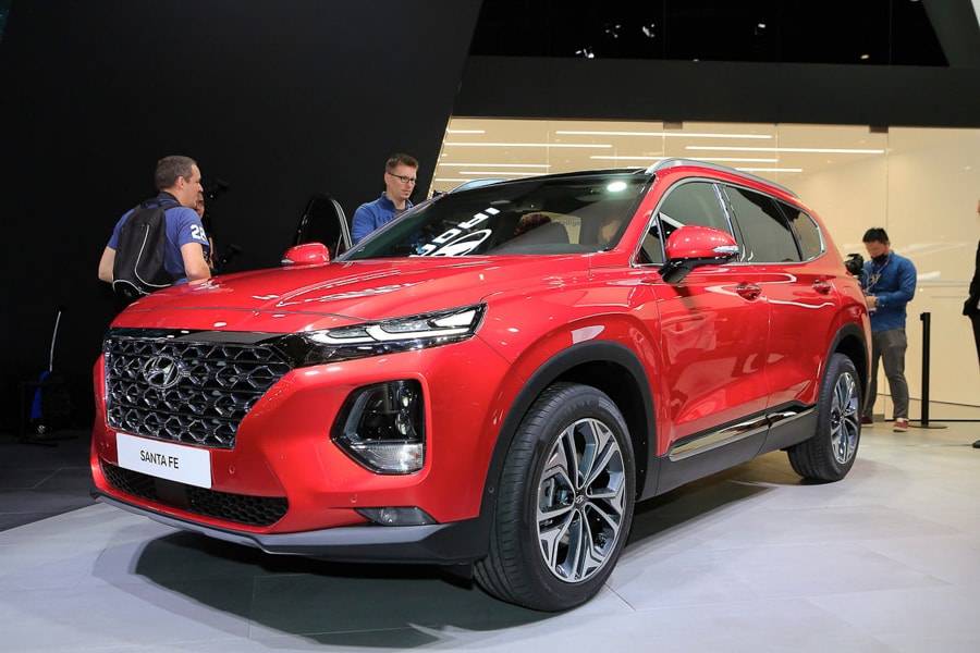 Ngắm Hyundai Santa Fe 2019 chạy điện tương lai sẽ về Việt Nam - 1