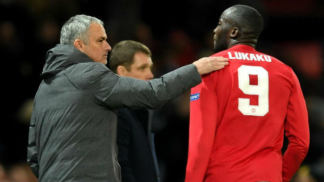 Họp báo MU - Liverpool: Mourinho &#34;đá xoáy&#34; huyền thoại MU - 4