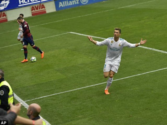 Eibar - Real Madrid: Cú đúp siêu sao Ronaldo, vỡ òa cuối trận