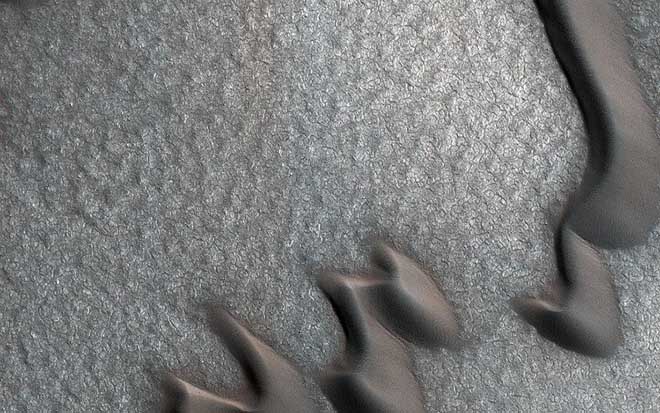 Bức ảnh về sao Hỏa &#34;như hàng fake&#34; của NASA - 1