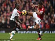 Bóng đá - Thua MU ấm ức, Liverpool &quot;nổi điên&quot; đi kiện đòi 3 penalty, 2 thẻ đỏ