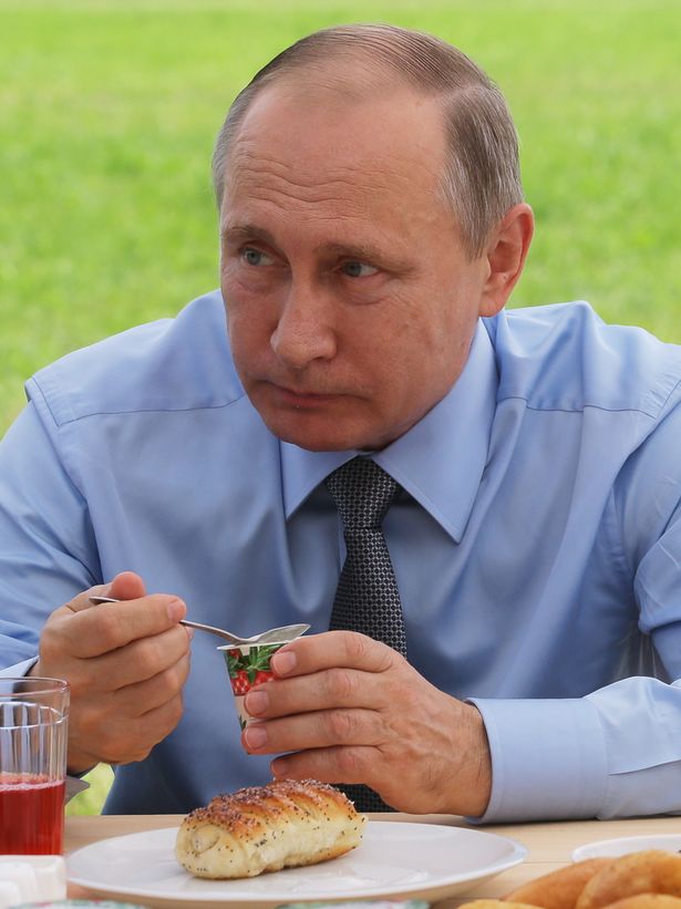 Hành động khác thường của ông Putin sau vụ điệp viên Nga bị đầu độc - 1