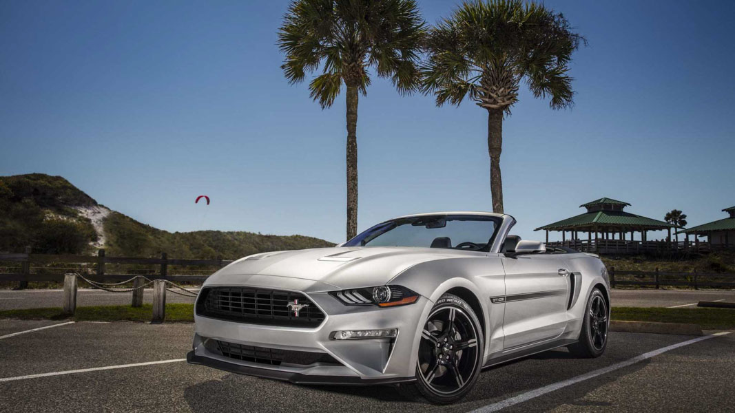 Ford Mustang phiên bản California Special: Chiếc mui trần &#39;&#39;vạn người mê&#39;&#39; - 4