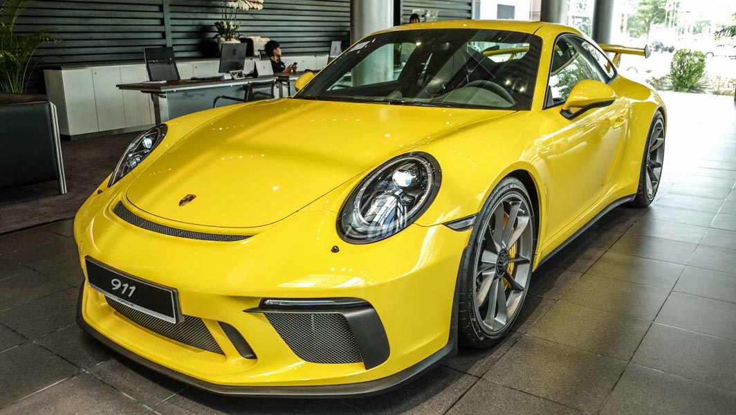 Đại gia Việt Nam &#39;&#39;rước&#39;&#39; siêu xe Porsche 911 GT3 2018 giá 11,06 tỷ đồng - 2