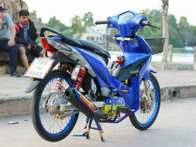 Ngắm Honda Wave độ đồ chơi hay, trai quê mê mẩn