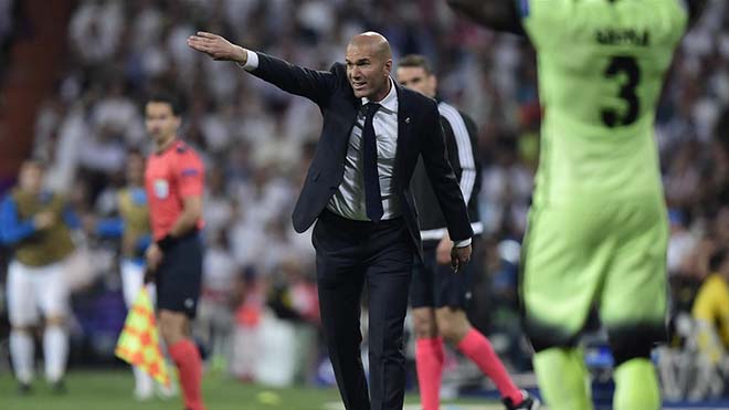 Zidane rời Real: Chinh phục Ngoại hạng Anh, MU chờ thay Mourinho - 1