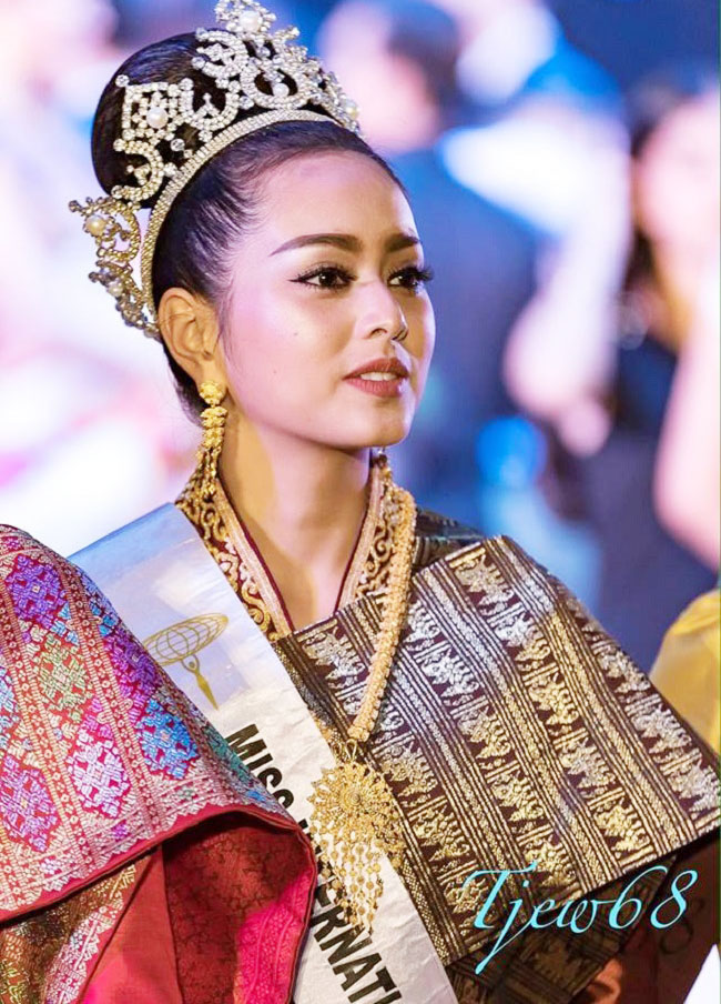 Phounesup Phonnyotha hiện đang là một người mẫu ở Lào. 